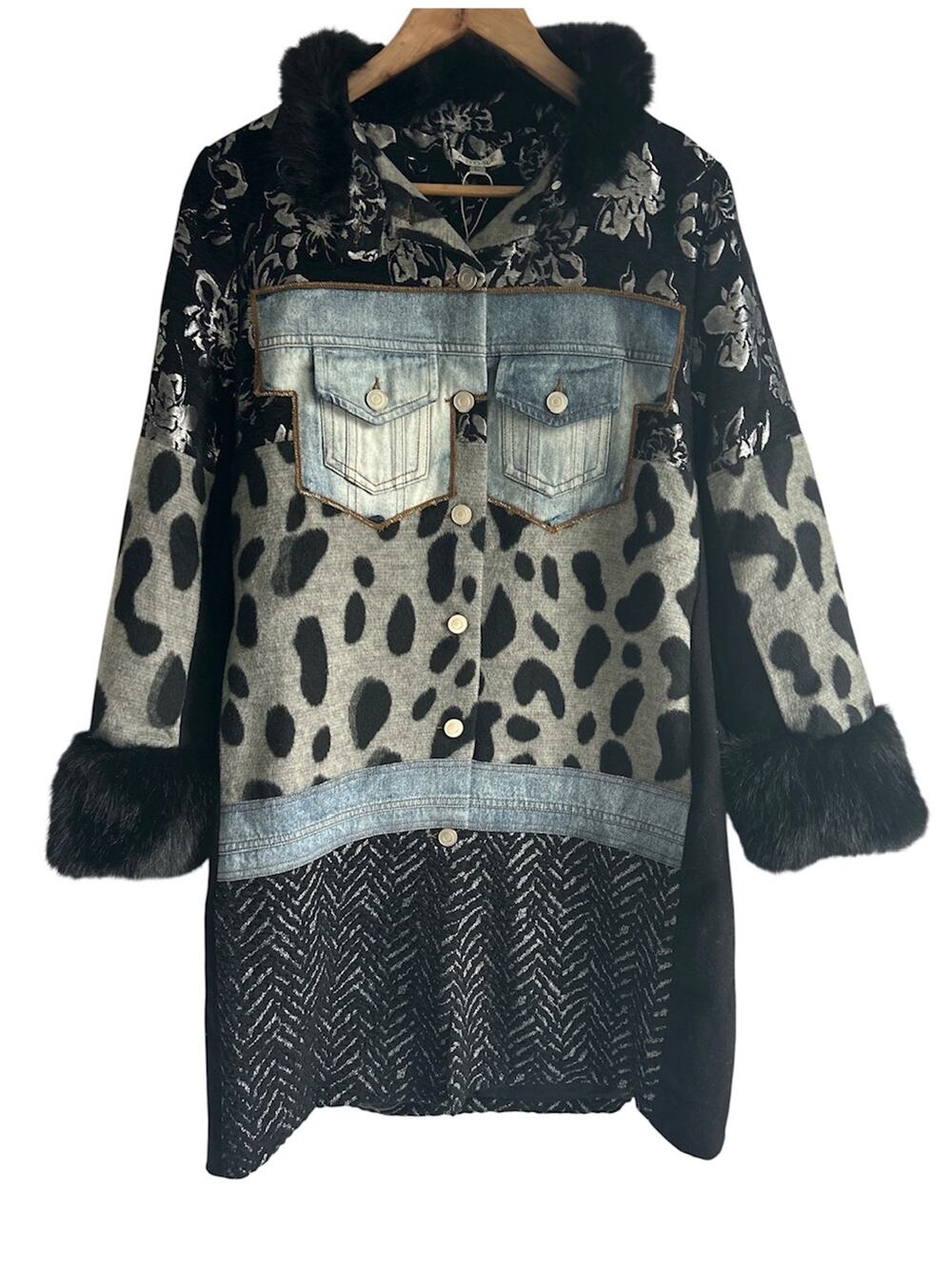 Adore‎ Large Mix Media Statement Coat Denim Panels Leopard Print Faux Fur Cuffs